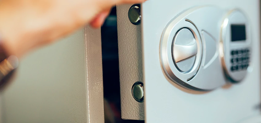Fingerprint Safe Openers in Vacaville, CA